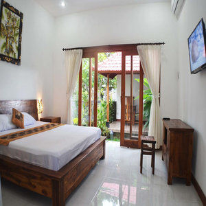 Sugi House Hotel Ubud  Ngoại thất bức ảnh